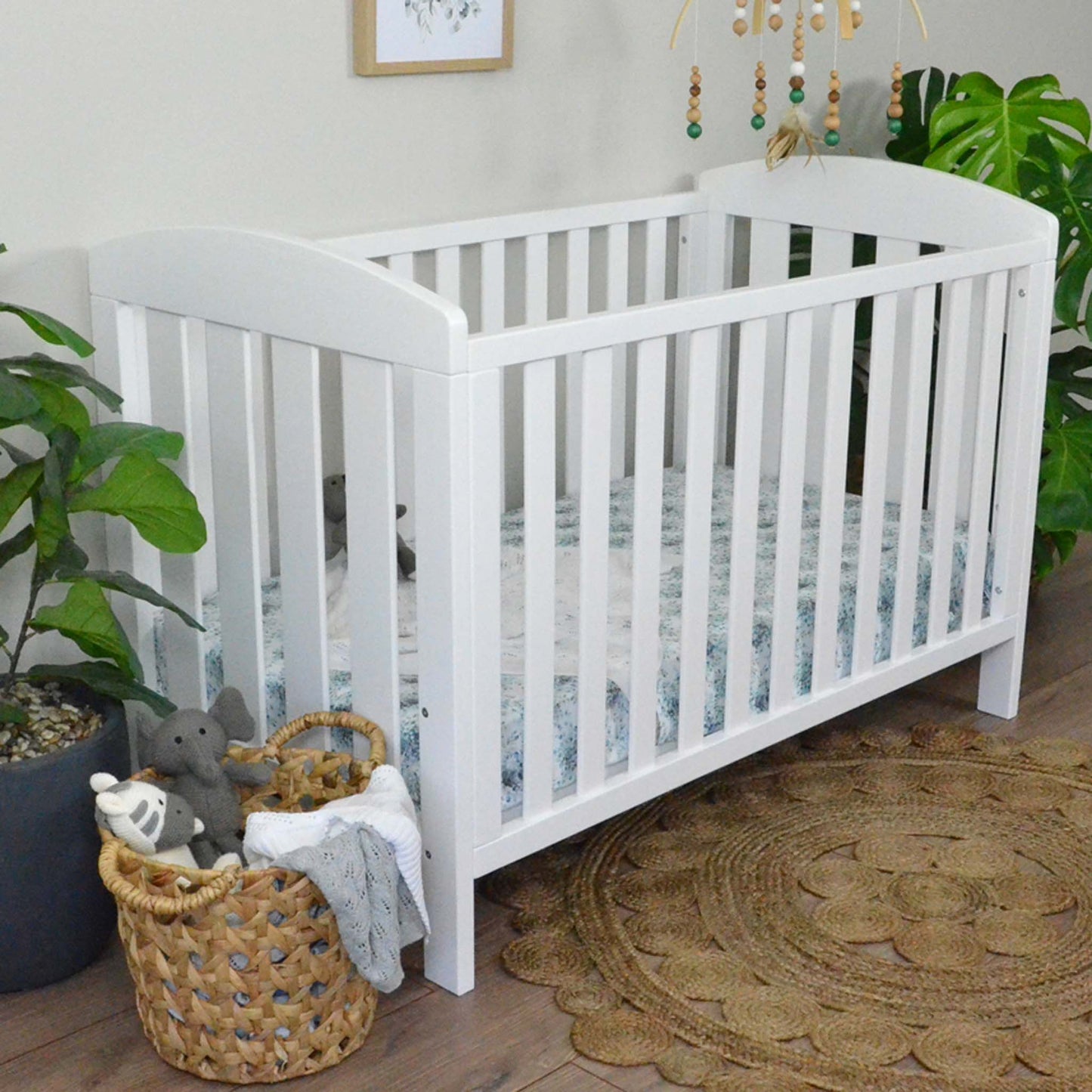 French Villa Baby - Marcel Baby Cot - White - Wooden